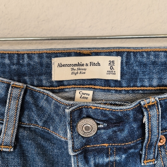 Abercrombie & Fitch Curve Love The Skinny High Rise Distressed Jeans Size 25 - Picture 5 of 10